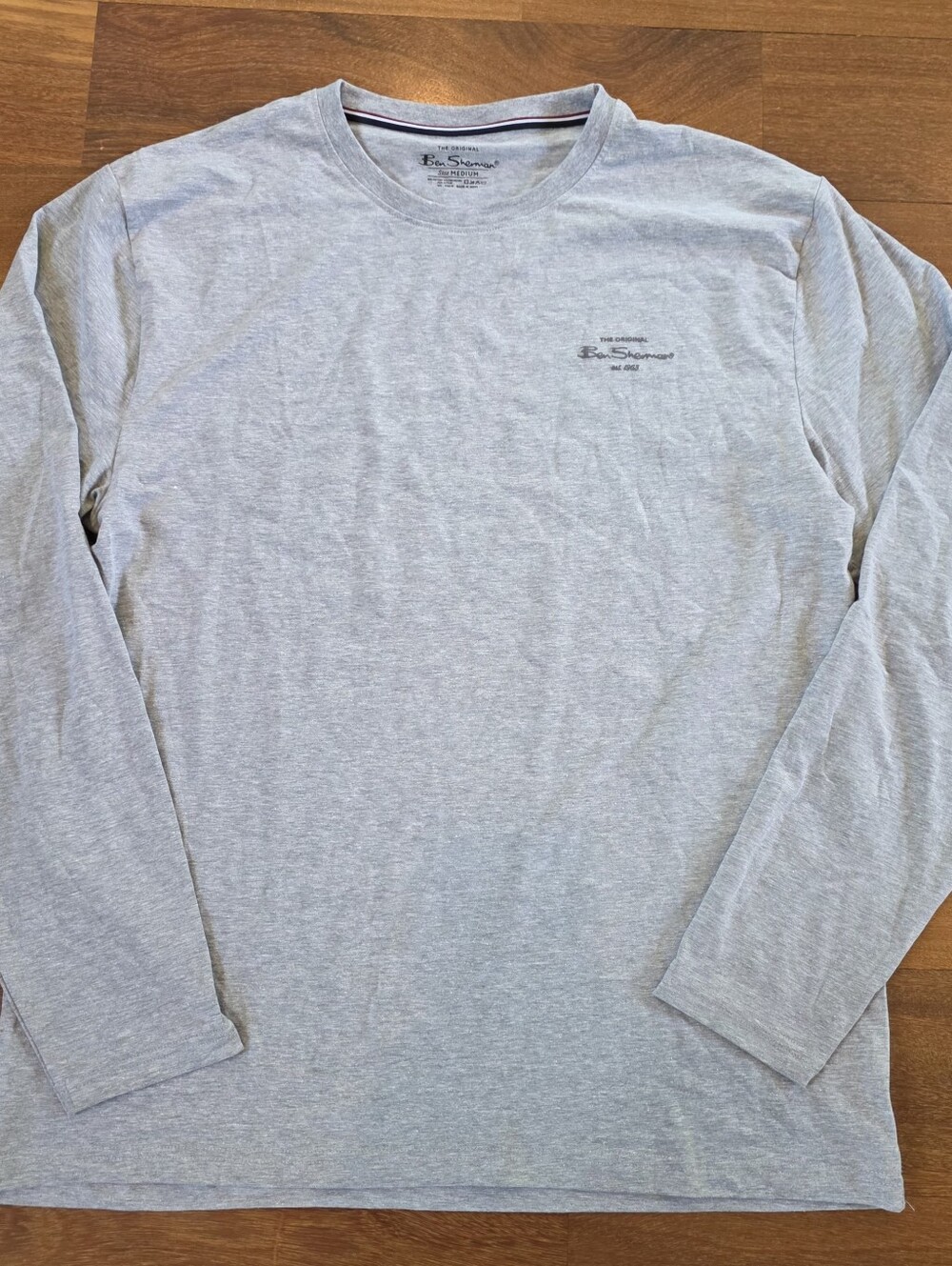 Ben Sherman Crewneck Long Sleeve Shirt Size Medium Grey Chest Logo